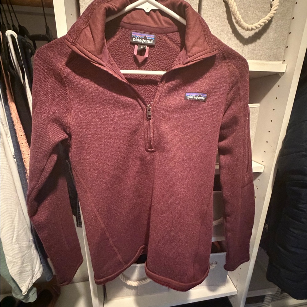 Patagonia Women's V-Neck Sweater in Burgundy